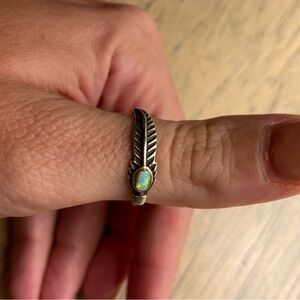 Opal & 925 Sterling Silver Feather Ring size 6.5